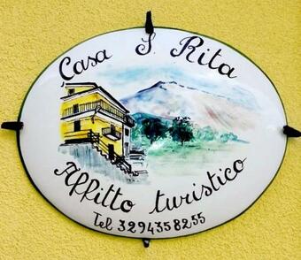Hostal Casa Santa Rita / Locazione Turistica Sicilia / Santa Domenica Vittoria
