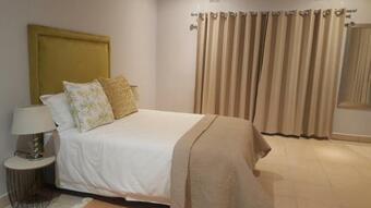 Hostal De Nest Guesthouse