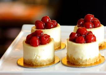 The B Hotel (managed By The Bellevue Group Of Hotels Inc)