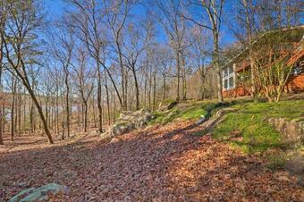 Apartamento Waterfront Edgemont Getaway With Grill And Deck!