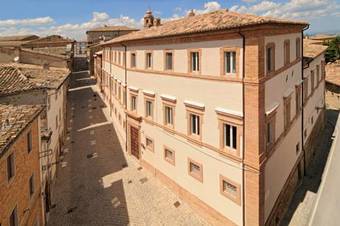 Hostal Palazzo Morichelli D'altemps