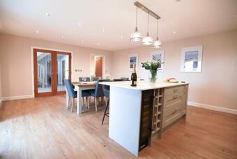 Old Granary Barn With Exclusive Children Play Area
