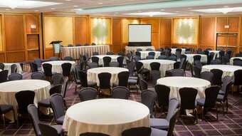 Metropolitan Hotel Toronto