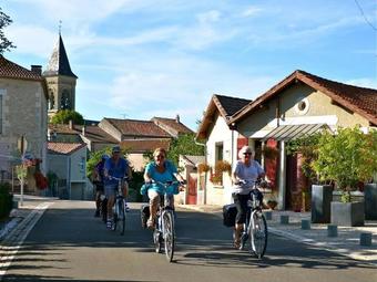 Holiday Home Le Village Du Soleil Helsinki Mauroux