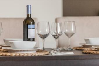 ?odern Apartment With Big Garden