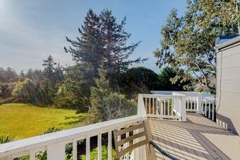 Country Garden Suite