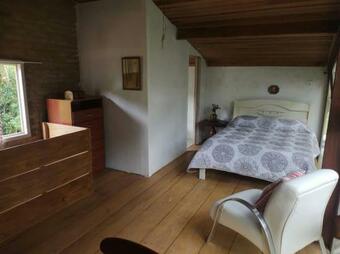 Chal� No Bosque E Cachoeirinha, Centro De Passa Quatro