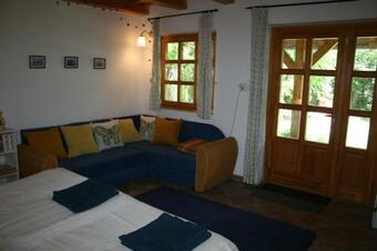 Apartamento H�regi �den Vend�gh�z