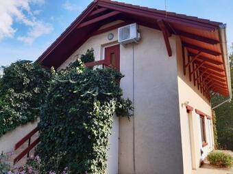 Apartamento Tuja Vend�gh�z