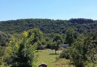 Bed & Breakfast Walnut Tree House