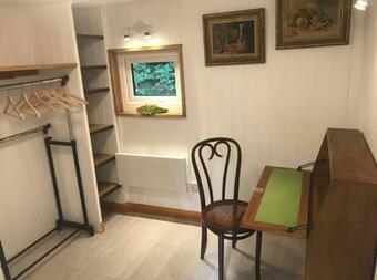 Cosy Woodland Cabin Escape And Retreat