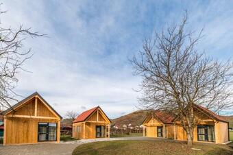 Po?itni?ke Hi?ke Murania