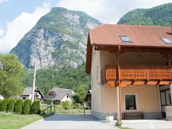 Apartments And Rooms Nata?a 1