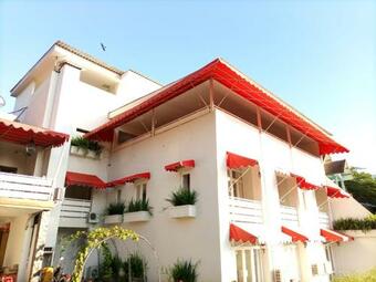 Jaden Hotel & Resort