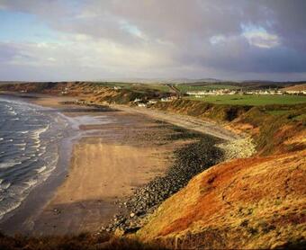 Delighful Cosy Caravan With Sea View In Monreith