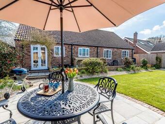 Lilium Cottage