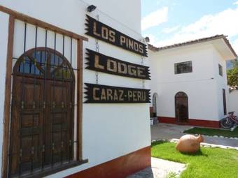 Los Pinos Lodge