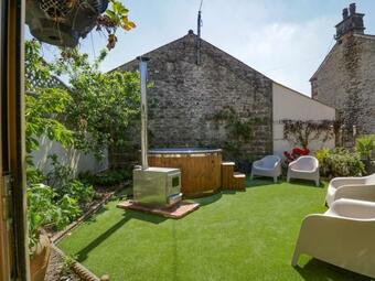 Lowergate House East