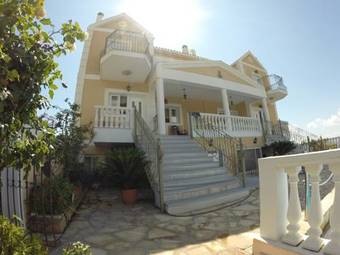 Apartamento Irini's Villa