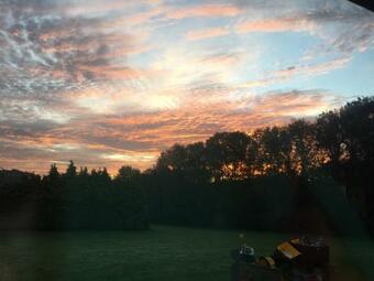 Hopgarden Glamping - Luxury 6m Bell Tent