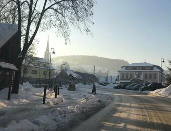 Hostal Ubytov�n� U Vala?sk�ch Pono?ek