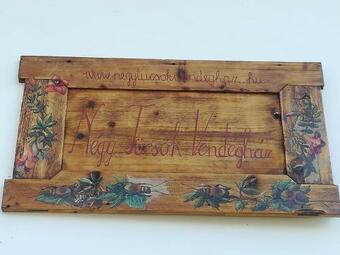 Hostal N�gy T�cs�k Vend�gh�z