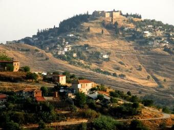 Agroturismo Cottage House In Traditional Greek Village