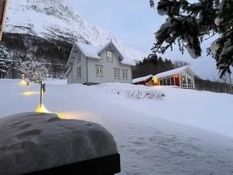 Kjosen Lodge, Lyngen.