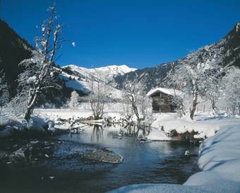 Landhotel Und Aparthotel Almr�sl