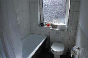 Apartamento Wohnung In Schwarzenbek - 2 Zimmer - Top Eingerichtet.