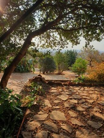 Dombeya Ridge Guest Suite