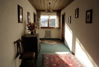 Hostal Hotel-garni Ramsl