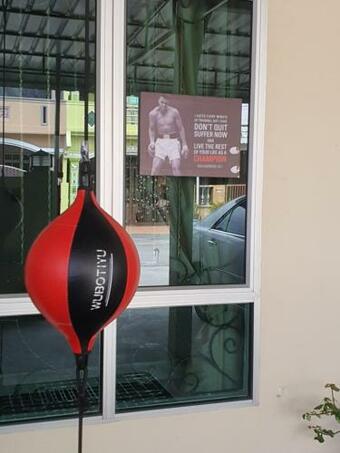 Apartamento Uthm Parit Raja Homestay