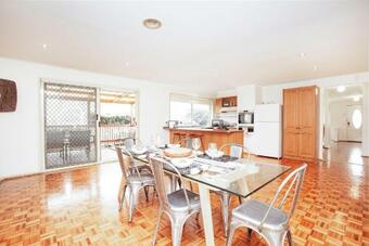 Boutique Stays - Parkside Place