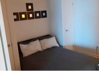 Apartamento 2 Bedroom Cando Across The Lake With Stunning Lake View