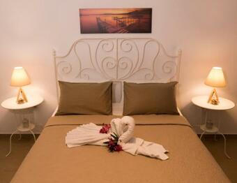 Cozy Family Friendly Apartment With Large Garden Close To Beaches - Dirella