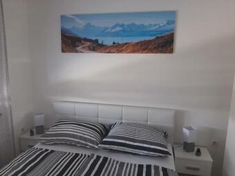 Apartamentos Kupre - Entry With Pin 0-24 -sauna - Video Surveillance 0-24