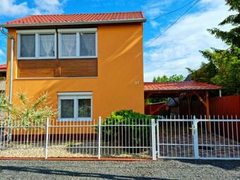 Apartamento Csalog�ny-lak