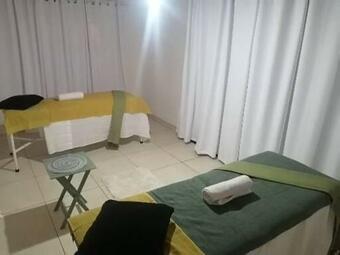 Bed & Breakfast Warmbaths Thai Spa And Guest House