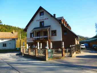 Hostal Penzion Trojk�men