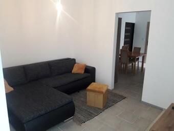 Apartamento Stylov� Byt V Mikroregionu ?ternbersko Uni?ovsko