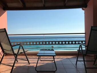 Seafront Lovely House, With Amazing Balcony View
