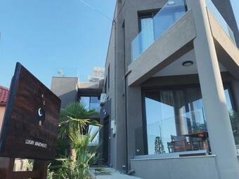 King Crimson Luxury Apartments