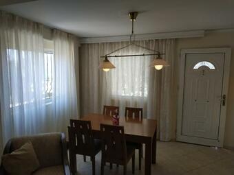 Apartamento Near Airport And Metropolitan Artemis George Cozy Home