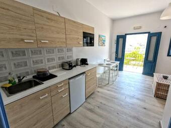 Marina Pedi Apartments