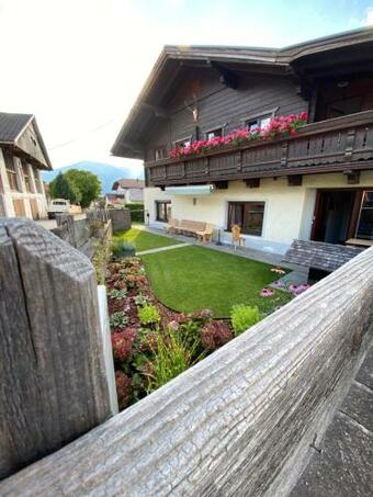 Apartamento Ferienwohnung Dolomiten