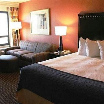 Decatur Conference Center And Hotel