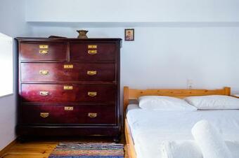 Traditional House For 4ppl Close To Zaros Lake