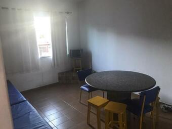 Apartamento De 02 Quartos Na Praia Central