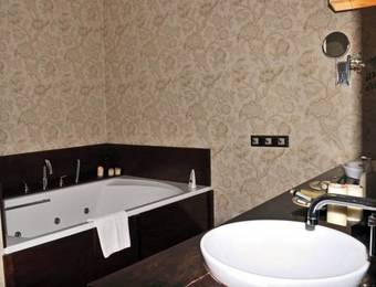 Hostal Posada Real Restaurante El Linar Del Zaire